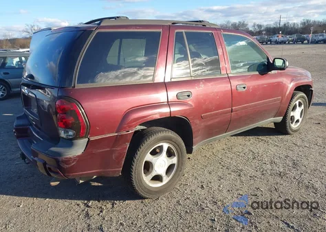 2007 Chevrolet Trailblazer Ls z USA, uszkodzony, nr VIN 1GNDS13S372272806